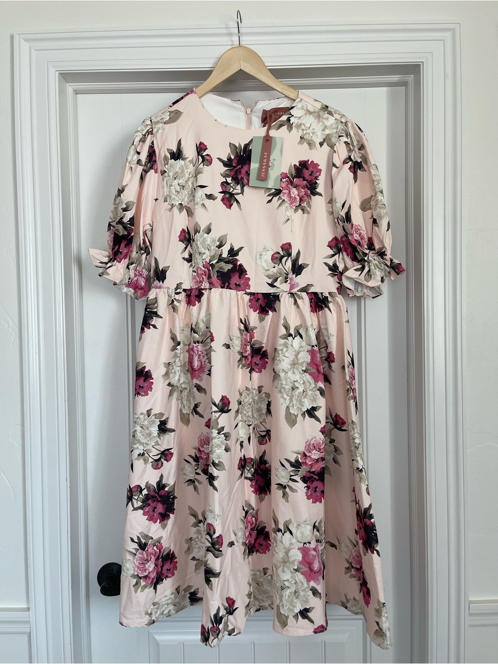 JessaKae Pink Floral Fit-and-Flare Dress with Puff Sleeves